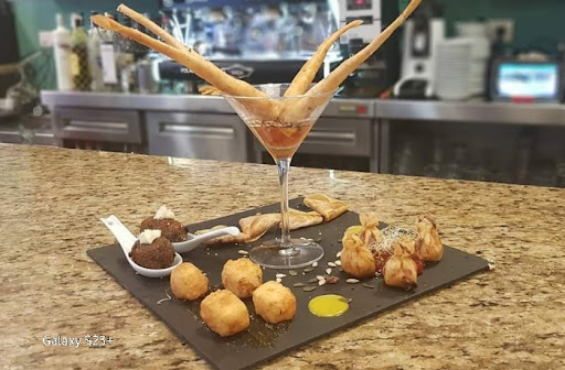 Taberna La Camila - Thumbnail