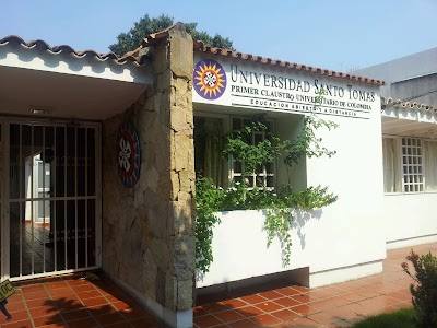 photo of Universidad Santo Tomás