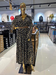 Photo n°24 de NAUMY à Sarcelles (Magasin de vêtements)