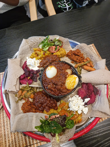 Lucy Etiopiska Restaurang - Thumbnail