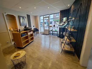 Photo n°17 de Mbeauty à Rouen (Distributeur de produits de beauté)