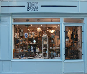 Photo n°1 de Deco Brocante à Salies-de-Béarn (Magasin d'ameublement et de décoration)