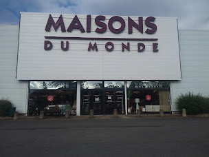 Photo n°36 de Maisons du Monde à Saint-Doulchard (Magasin de canapés)