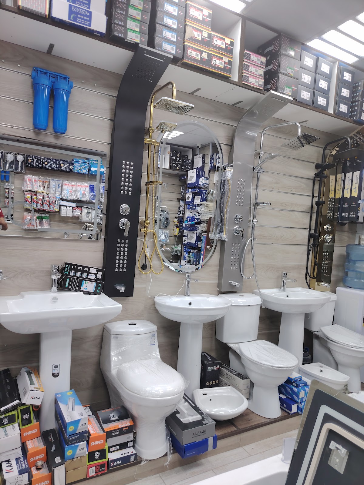 فني سباك لخدمات السباكه بجده