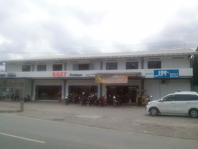Photos of Roxy Mart