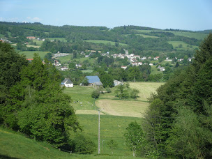 Photo n°2 de Gite de La Maison Rouge à Vitrac (Vacances à la ferme)