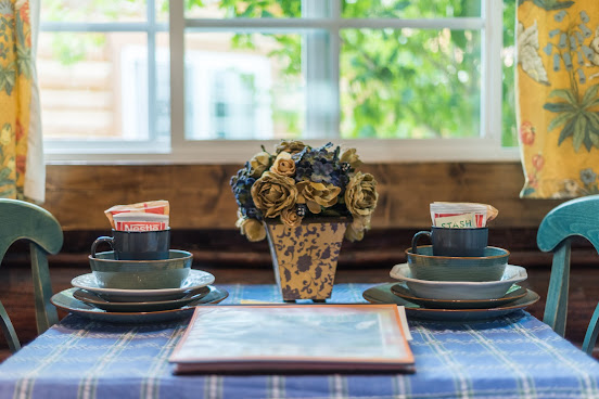 Log Cabin Motel by null