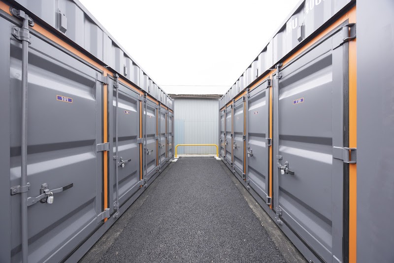 ハローストレージ戸塚東俣野町｜屋外型トランクルーム