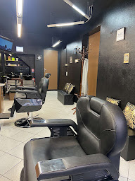 Photo n°1 de Ghost Barber Shop 31 à Saint-Gaudens (Salon de coiffure)