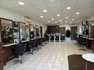 Photo n°9 de Coup'eur à Saint-Vite (Salon de coiffure)