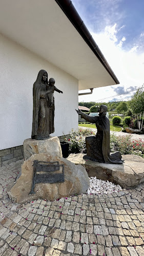 Kościół św. Stanisława Kostki w Niskowej - Kościół