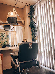 Photo n°2 de Capil'Hair Partners Diffusion à Paris (Salon de coiffure)