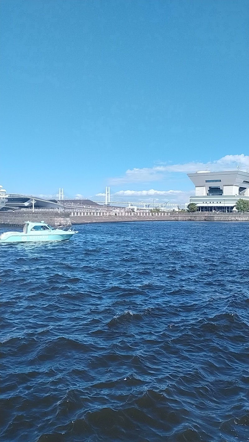 SUITAKU 象の鼻桟橋乗り場