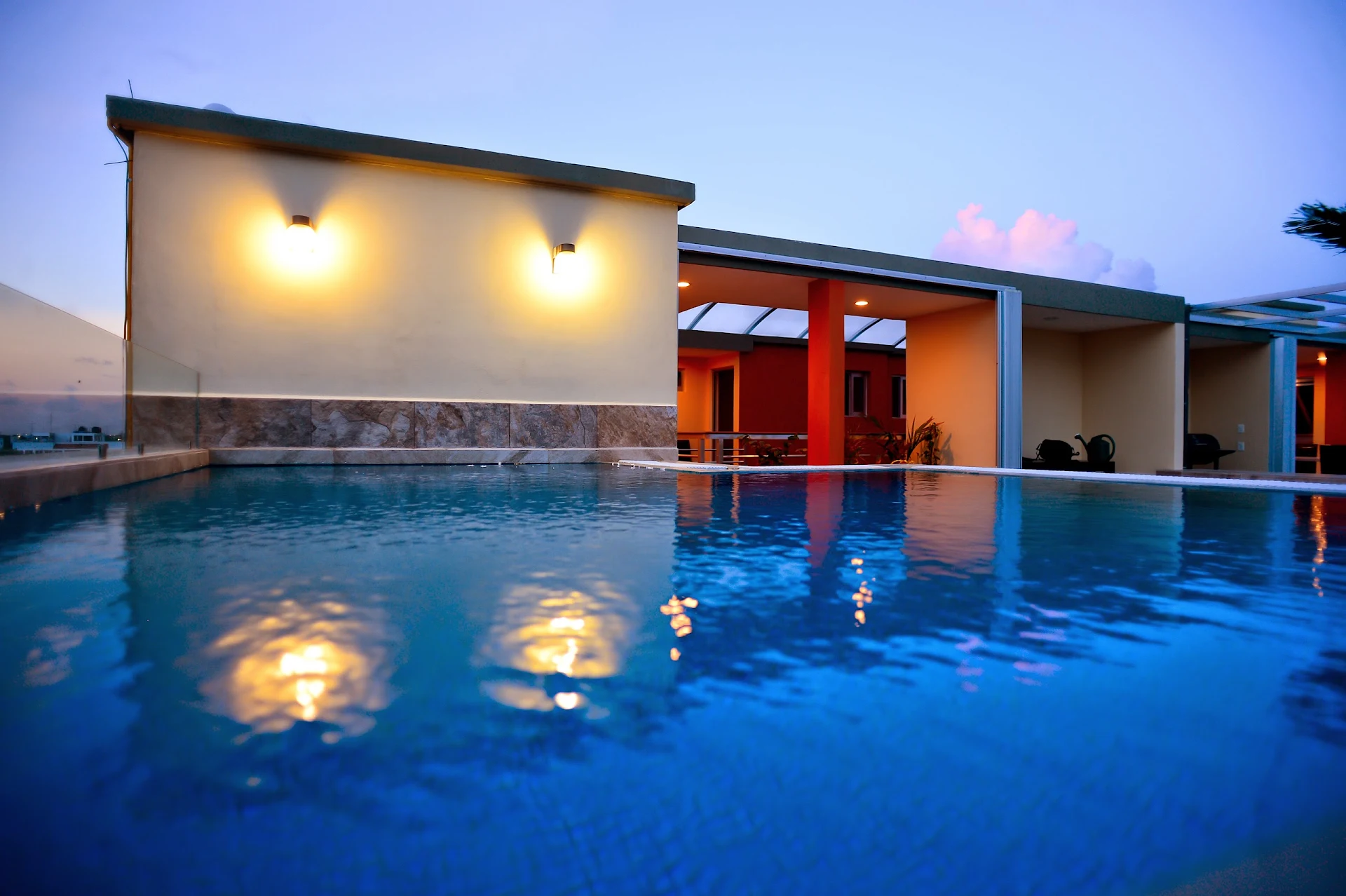 Sunrise 42 Suites by Holiday in Playa