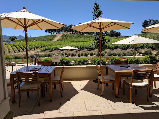 JUSTIN Vineyards & Winery