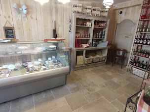 Photo n°8 de Boutique Gourmande à Ruffec (Cave à vins)