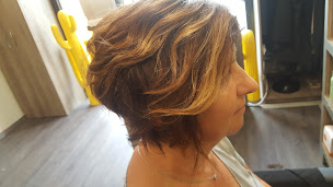 Photo n°13 de Léolie à Saint-Juéry (Salon de coiffure)