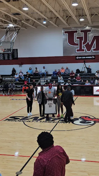 Pharr Gymnasium photo