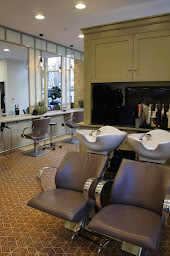 Photo n°7 de David Ricossé Coiffeur à Tours (Salon de coiffure)