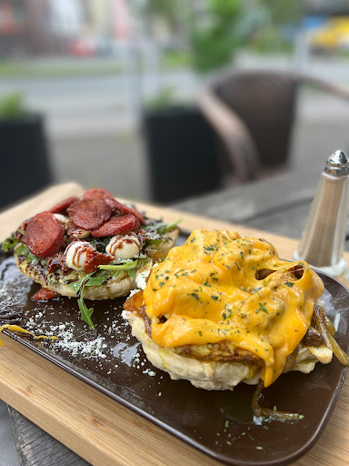 Tortys Cafe - Thumbnail