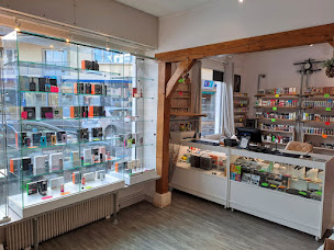 Photo n°4 de Ze Vape à Pont-l'Évêque (Boutique de cigarettes électroniques)