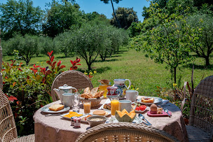 Photo n°80 de Hôtel Les Messugues à Saint-Paul-de-Vence (Restaurant méditerranéen)