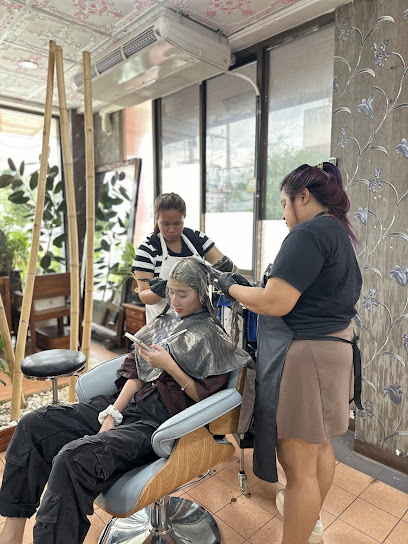 Mon Professional Hair ร้านทำผมแฟชั่น อยุธยา