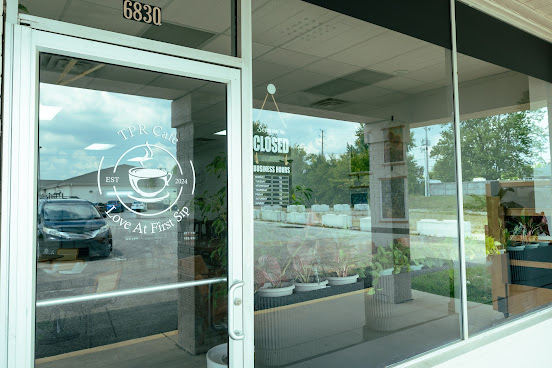 Top Point Royal Cafe by null