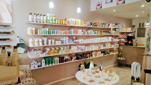 Photo n°2 de Sève & Sens Cosmétiques Bio & Naturels à L'Isle-Jourdain (Magasin de cosmétiques)