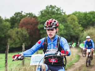 Photo n°11 de Extrême sur Loue à Ornans (Siège social)