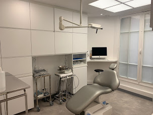 Photo n°8 de Lesage Christophe à Paris (Dentiste)