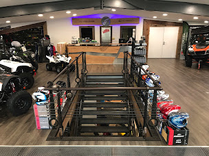 Photo n°1 de 3 J Industrie à Biguglia (Atelier de réparation de véhicules de loisirs)