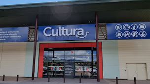 Photo n°1 de Cultura Ajaccio à Sarrola-Carcopino (Magasin de jeux vidéo)