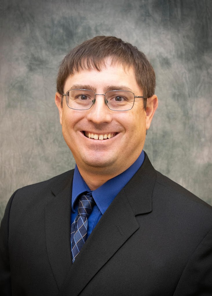 Daniel E Schneider Md