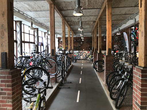 Radsport von Hacht GmbH - Thumbnail