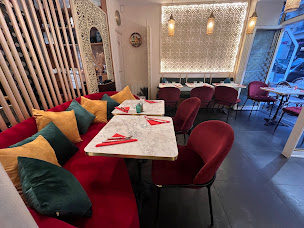 Photo n°76 de L'Etoile Longchamp (Restaurant Marocain ) à Paris (Bar à chicha)