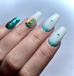 Photo n°22 de Emi nail onglerie à Marseille (Salon de manucure)