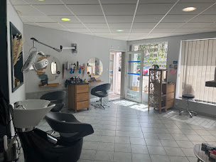 Photo n°12 de Salon Alicia à Saint-Hippolyte (Salon de coiffure)