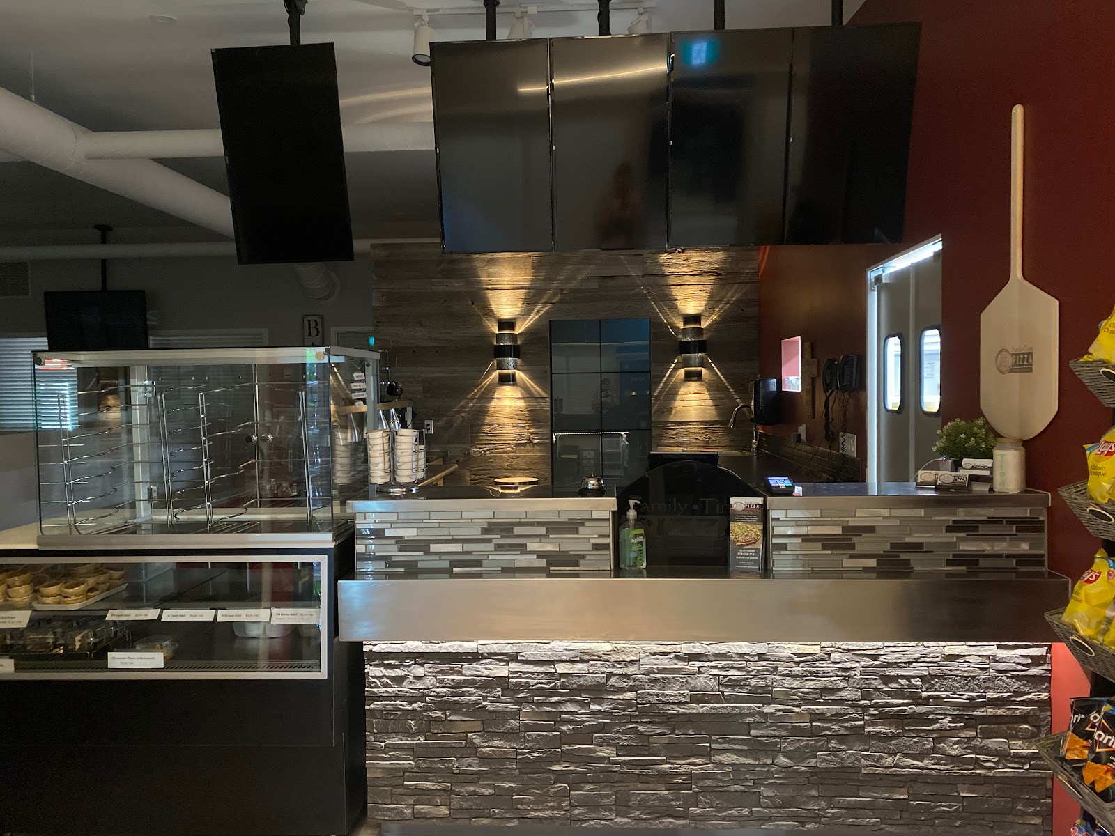 Family Time Pizza — photo 16