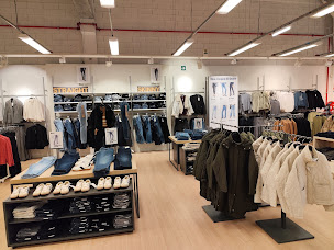 Photo n°11 de C&A à Albi (Magasin de vêtements pour femmes)