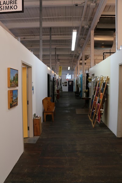 Photos of Western Avenue Studios and Lofts