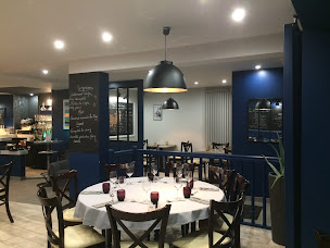 Photo n°1 de B le restaurant à La Chartre-sur-le-Loir (Restaurant)