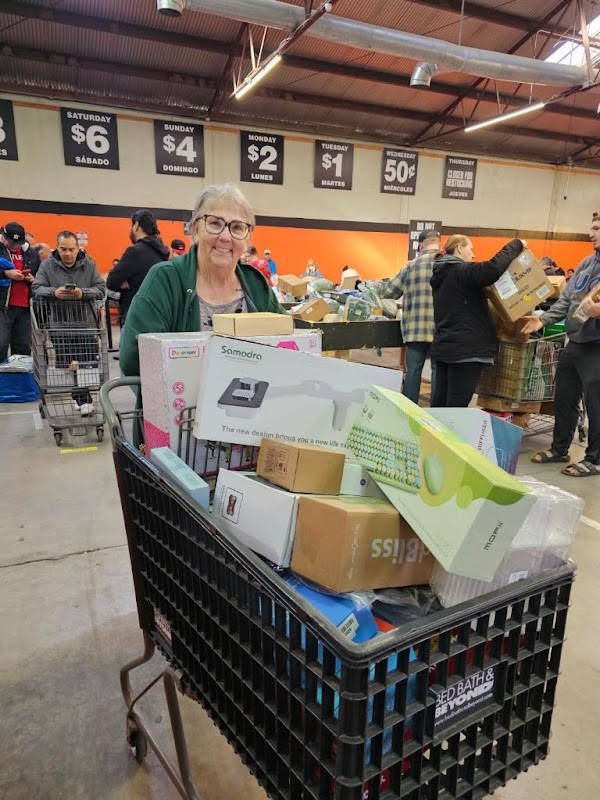 Mega Dealz Bakersfield photo 1