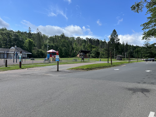 Victoria Park Kinsmen Playground - Thumbnail