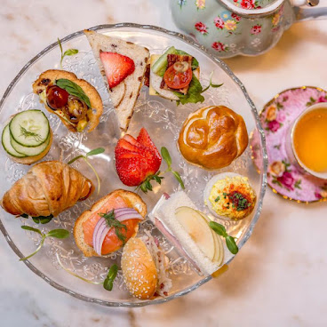 Asterisk Supper Club by null