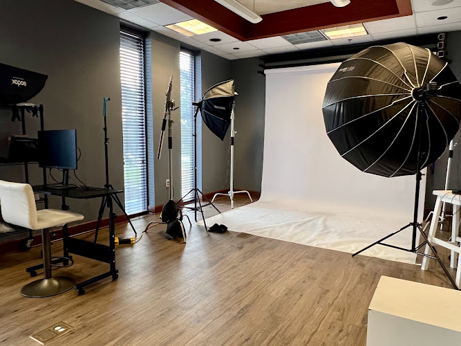 PVaz Studios — photography studio in Orlando, FL