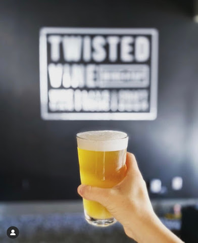 Twisted Vine by null