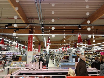 Photos of Intermarch&eacute;