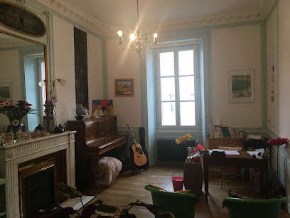 Emilie TEYSSIER - Psychologue & Psychopédagogue
