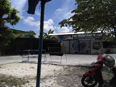 Photos of PW Car Wash